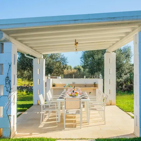 Sandy Adventures & Seaside Holiday home *